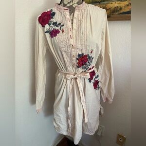 Johnny Was 3J Workshop Embroidered Belted Shirt Dress in Ivory and Red - Size L